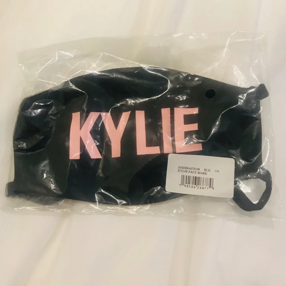 Kylie Skin Kylie Logo Fabric Face Mask One Size